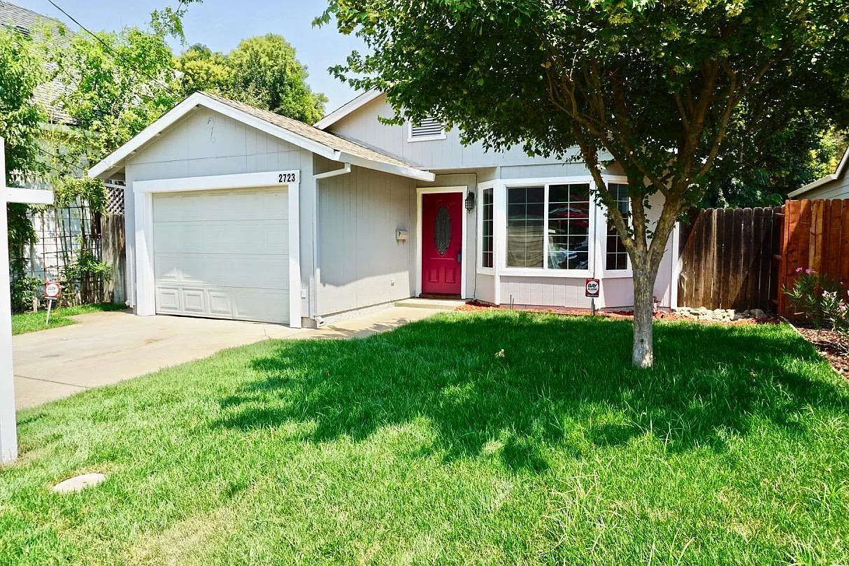 2723 Santa Clara Way photo 1
