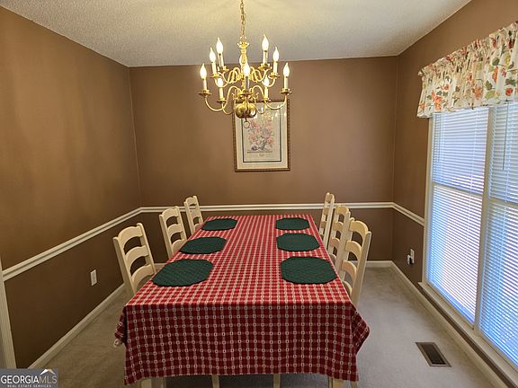 4th image of 107 Ember Way