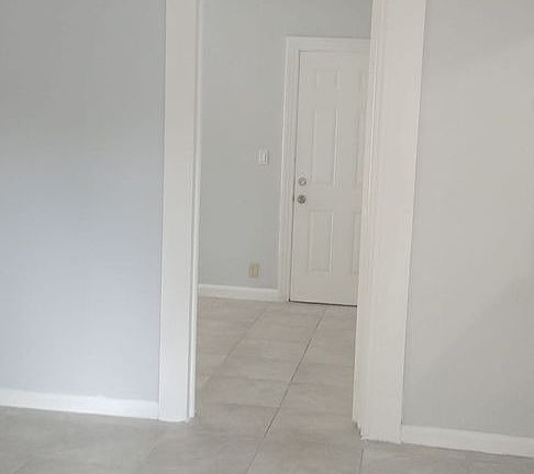 3rd image of 6701 N Main St #6807