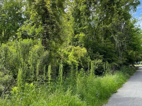 209 Lively St, Vidalia, GA 30474