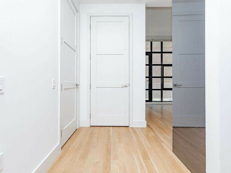 1st image of 41-21 28th St #3QQ