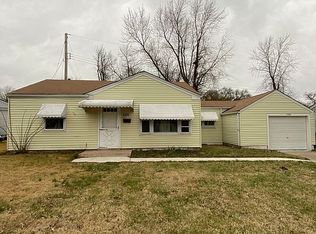 4305 Saint Agnes Ln, Saint Ann, MO 63074
