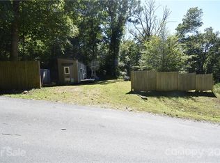 76 Nugget Ln, Sylva, NC 28779