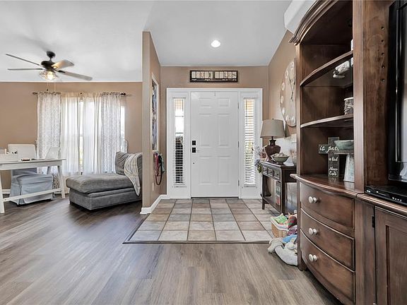 3rd image of 3782 Atwater Dr