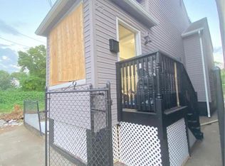 27 Bergen St, Paterson, NJ 07522