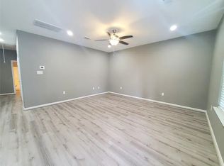 305 E Waring St, Dayton, TX 77535