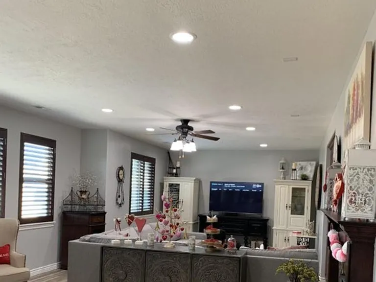 1848 W Grays Pl — Photo 1