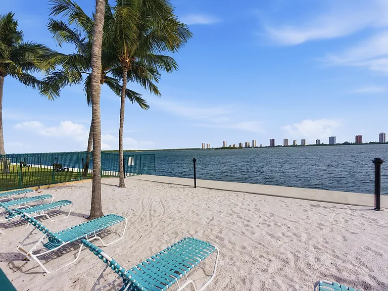 1155 Lake Shore Dr #202 — Photo 59