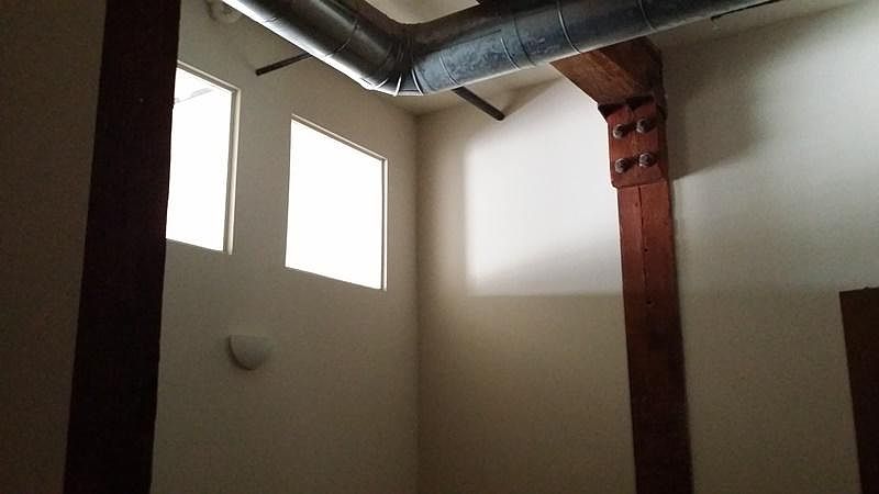 1st image of 1418 W Marshall St APT 122