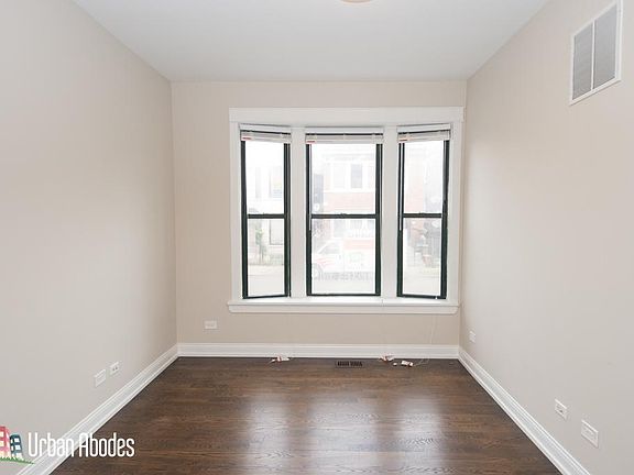4th image of 2943 W Diversey Ave #Ua1e