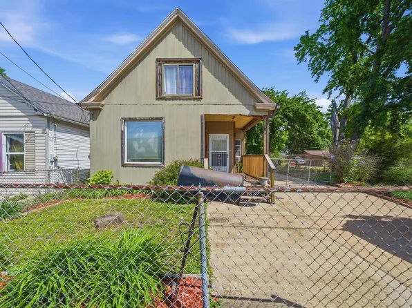 2607 W Lincoln Ave, Peoria, IL 61605