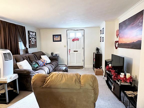 2nd image of 154 Atlantic St #5B