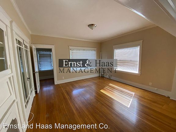 4th image of 967 E 2nd St #967