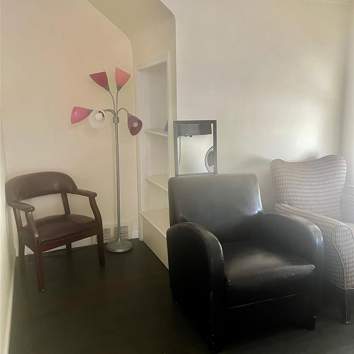 4 bed, 2.5 bath, 1512 sqft, $3,100 — Photo 3