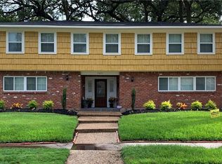 5625 Sutton Pl, New Orleans, LA 70131