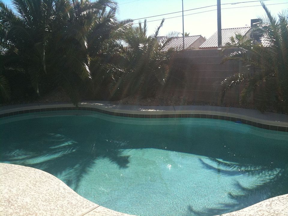 1st image of 613 Carlitos Ave