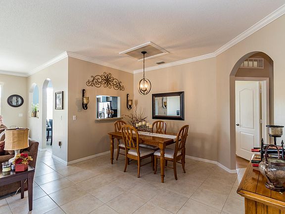 5th image of 9864 SW Glenbrook Dr