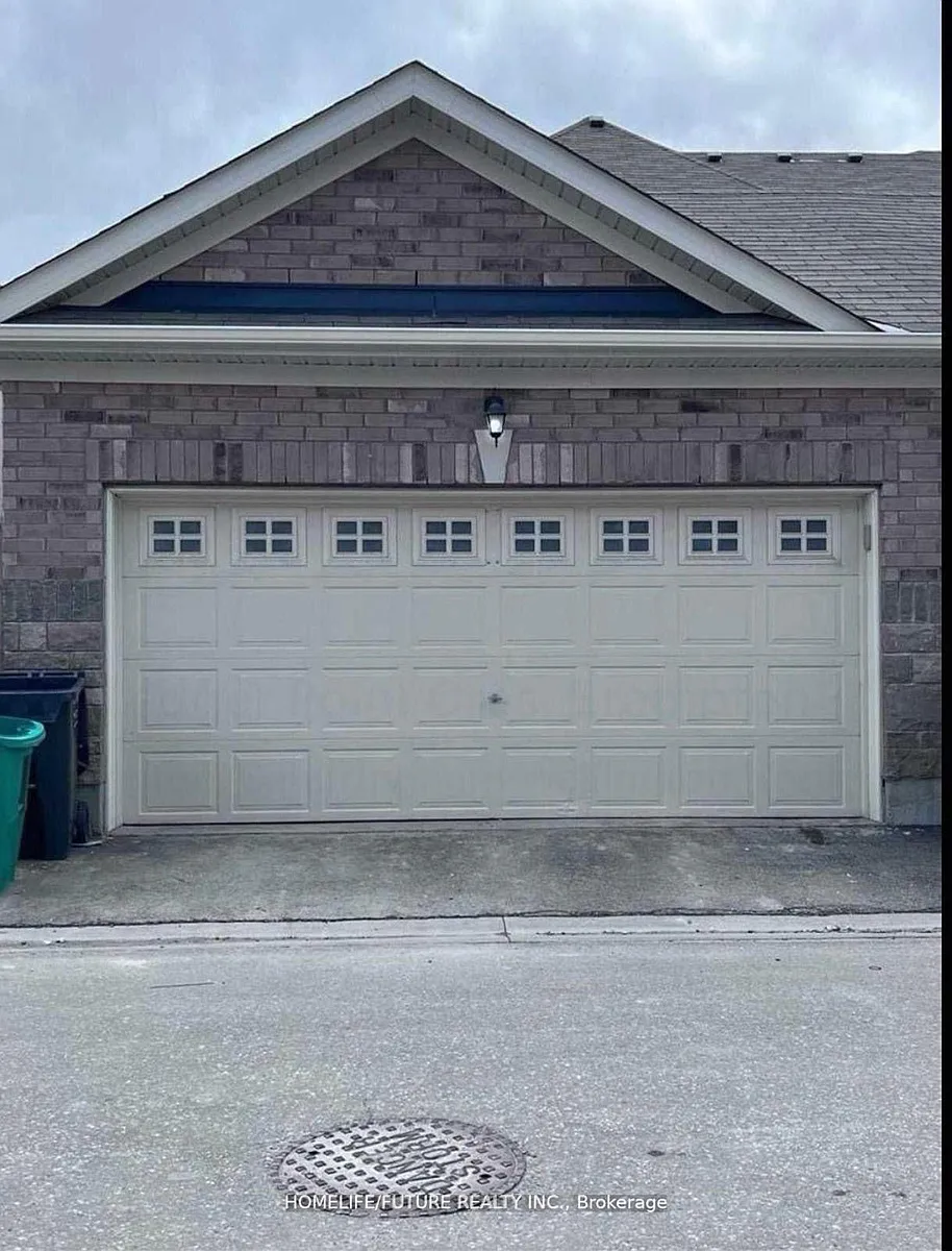 Building Photo - 20 Ledger Point Cres #MAIN 2ND