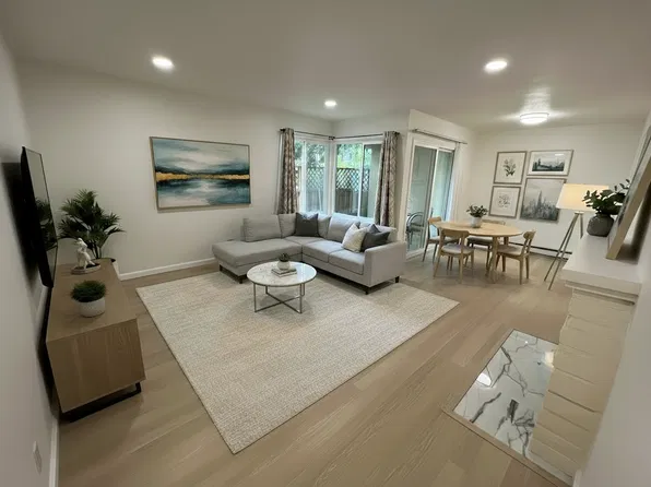 1053 Delna Manor Ln, San Jose, CA 95128