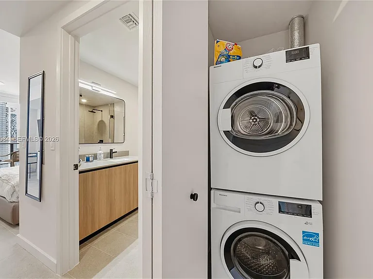 121 NE 5th St #2604 — Photo 21
