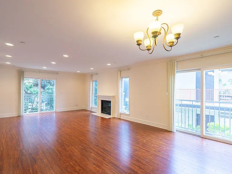 8610 Chalmers Dr — Photo 5