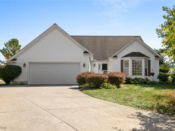 660 Winslow Dr, Aurora, OH 44202