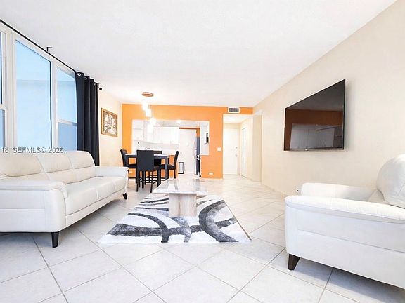 5th image of 3505 S Ocean Dr APT 621