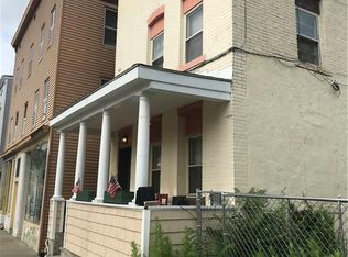 73 Minerva St #3, Derby, CT 06418