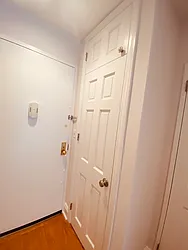 Rented by Metropolis Real Estate of Manhattan