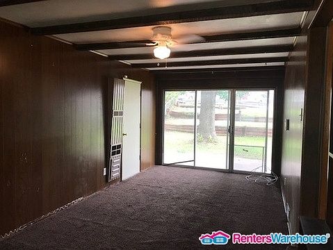 4th image of 9806 Gloucester Dr