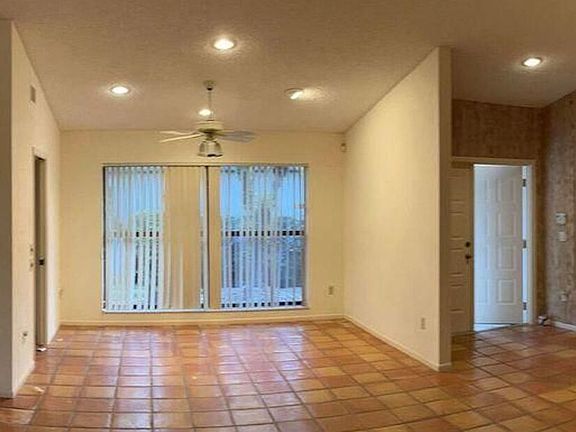 4th image of 21434 Bridge View Dr