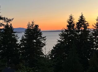 160 Highland Dr, Bellingham, WA 98225