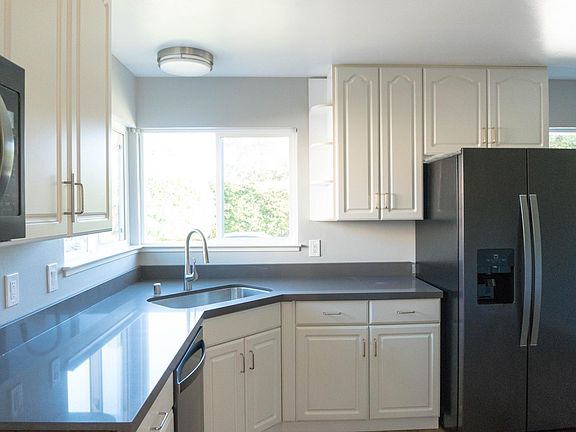 3rd image of 1261 Dentwood Dr