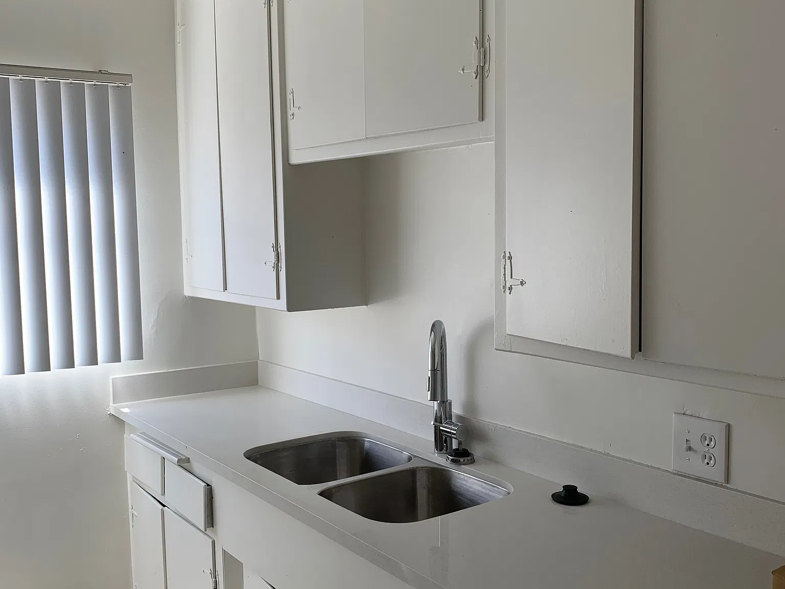 1 bed, 900 sqft, $2,095 — Photo 4
