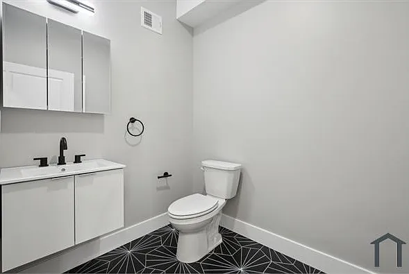 5410 Delancey St #A — Photo 20