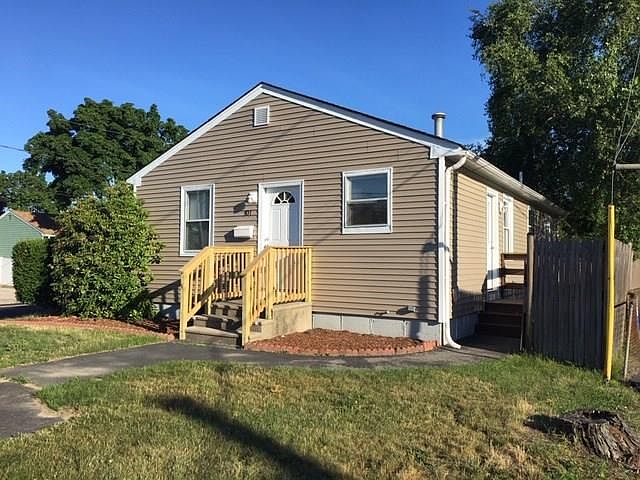 1st image of 307 Beverage Hill Ave
