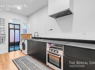 246 Columbia Pl, Los Angeles, CA 90026