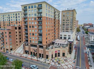 240 N Water St #651, Wilmington, NC 28401