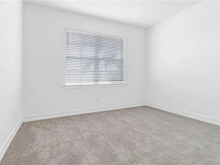 317 Spiaggio Ct — Photo 12