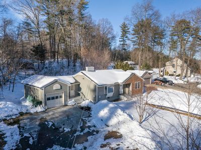 32 Chester Road, Derry, NH, 03038