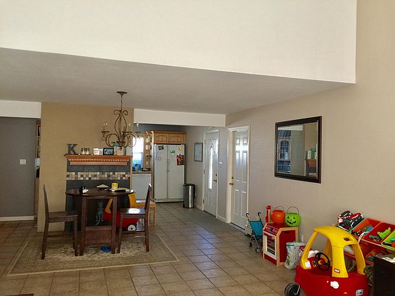 2nd image of 57 Bucket Ln