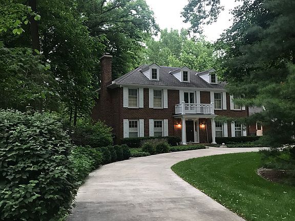3rd image of 2055 Persimmon Dr