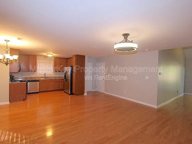 3215 Polite Ln — Photo 6