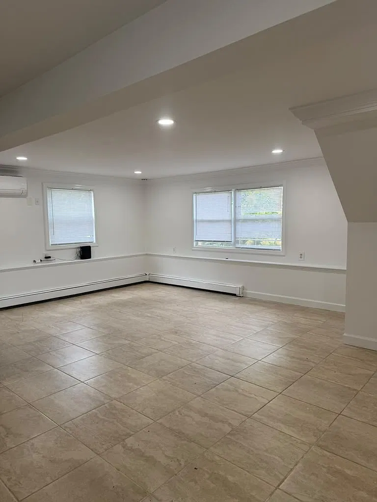 3 bed, 2468 sqft, $3,500 — Photo 1