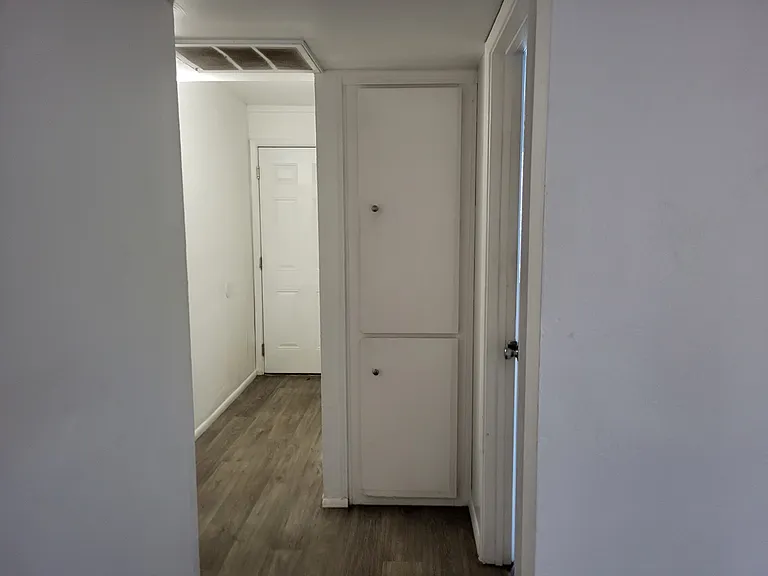 5229 N 59th Dr #1 — Photo 10