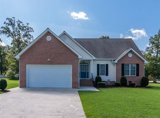 600 Hidden Oaks Pl, Prince George, VA 23875