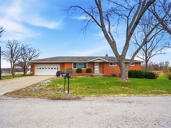 2nd image of 3434 Killdeer Dr