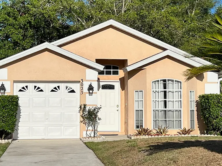 3025 Albin Ln — Photo 1