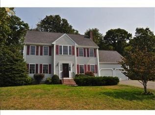 1 Ash Ln, Medway, MA 02053