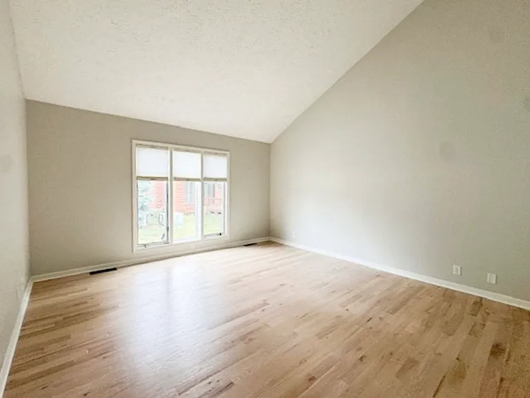 2 Shanbrook Dr — Photo 16